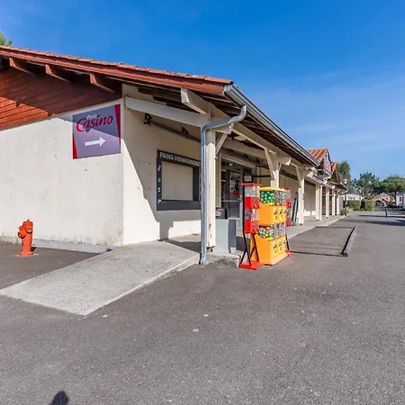 Campsite Mobilhome A La Reserve 4*